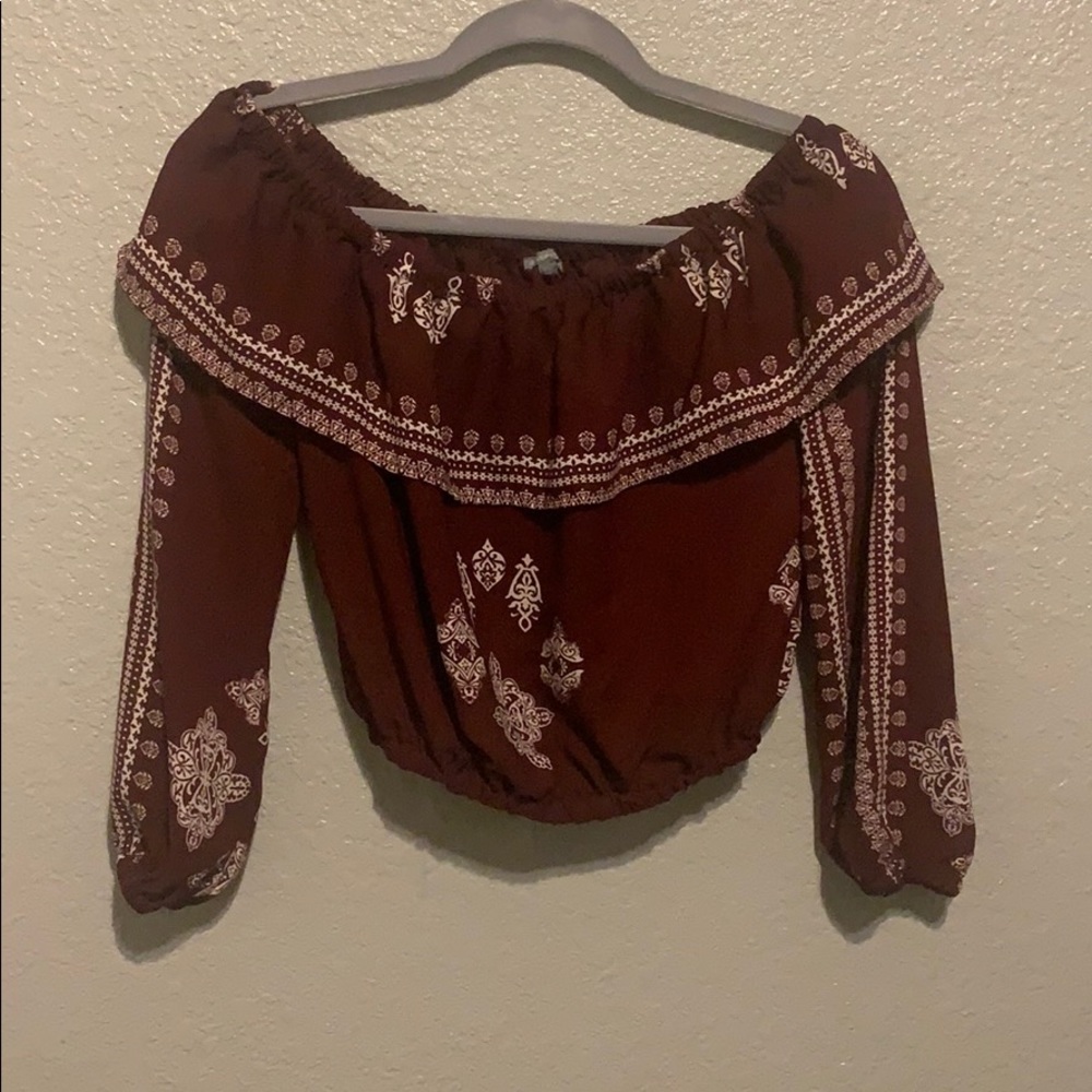 CROP TOP